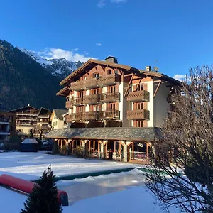 Oustalet Hotel