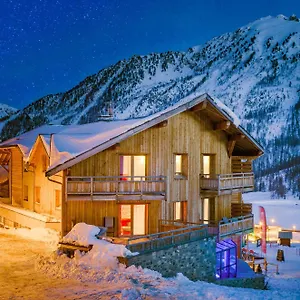*** Hotel Anova & France